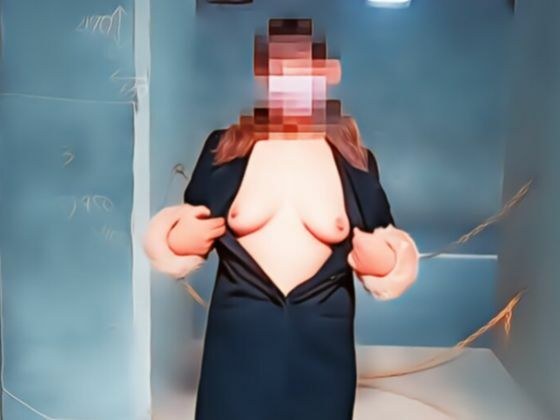 【野外】田舎のバイパス沿いで露出を楽しんでいるカップル メイン画像